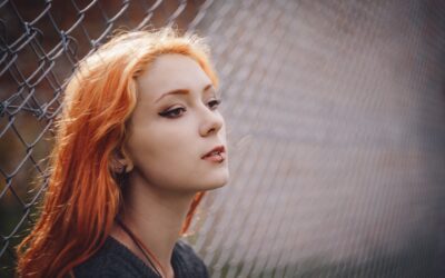 Quelles sont les différences entre un piercing à l’aiguille et un piercing au pistolet?